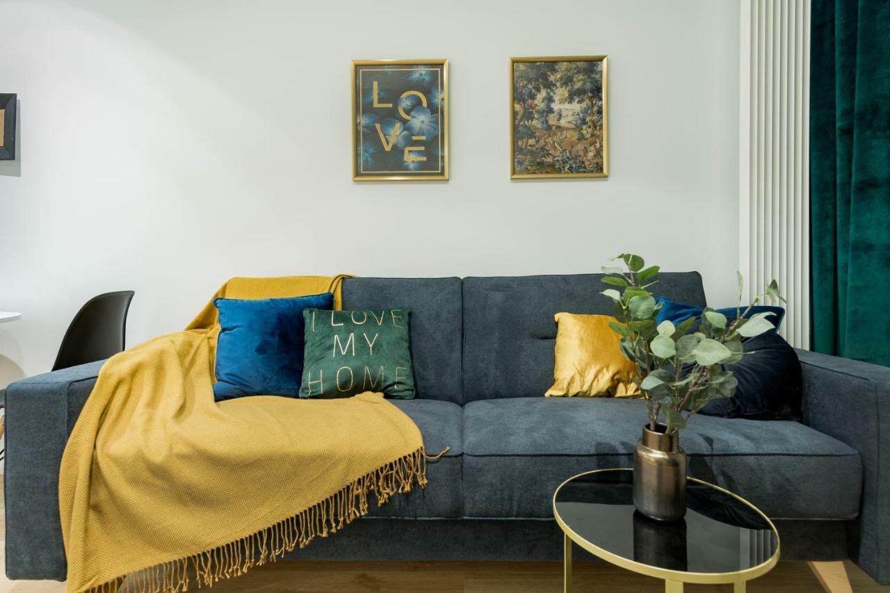 Mennica Residence Chic Apartment Warsaw Exterior photo