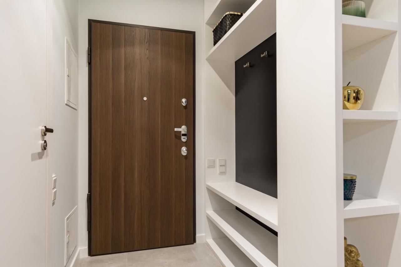 Mennica Residence Chic Apartment Warsaw Exterior photo